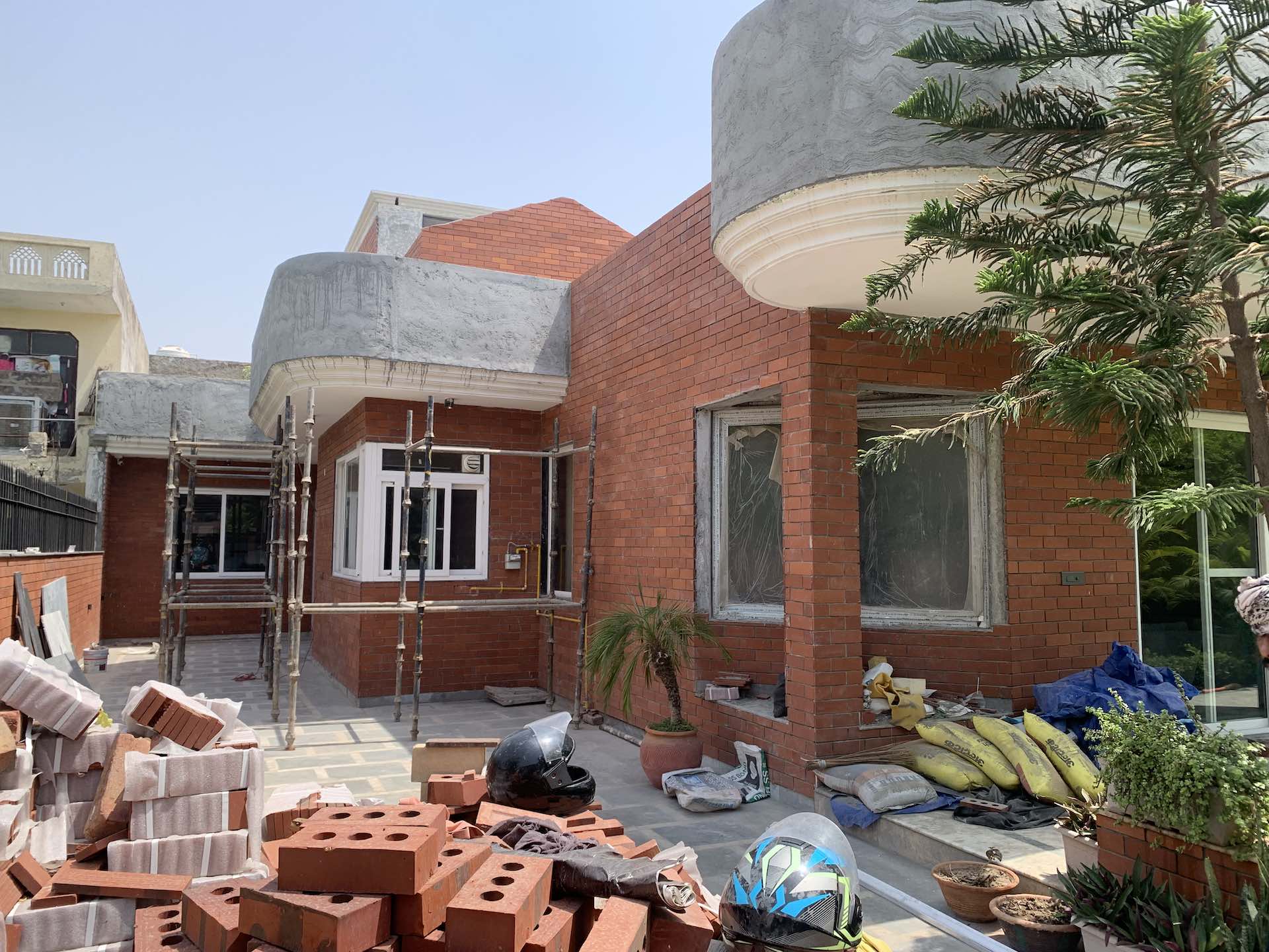 3 hole wire cut bricks construction by Bricks Street